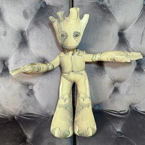 GROOT Marvel Guardians of the Galaxy Toy Plush Figure Moveable Poseable 17" Tall